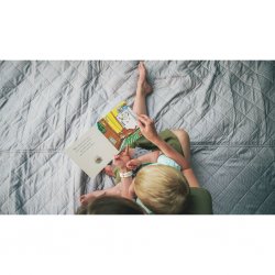 Soft tent carpet for the family tent Outwell Maryland / Virginia 5 Air that covers the entire living area.