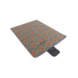 Picnic blanket in soft fleece with waterproof underside.