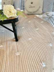 Bedspread for single or double bed from Royal Camping.