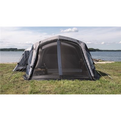 Insect netting on the doors makes the Outwell Grandville 8SA family tent easy to breathe even in small creeps on the go.