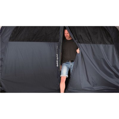 Outwell Quick & Quiet cabin door on Colorado 6PE makes it quiet and easy to get in and out of the sleeping cabin.