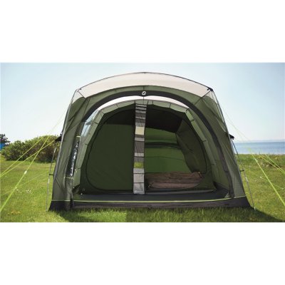 Outwell Oakwood 3 tent has a mosquito net door.