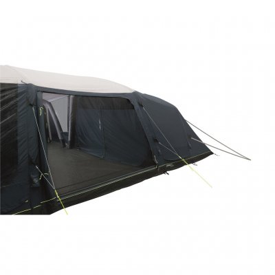 Mosquito nets on the side door provide good ventilation.