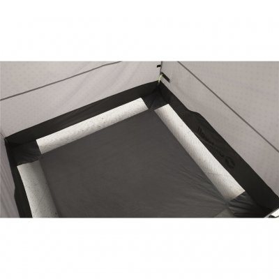 Floor with drainage in the shower room