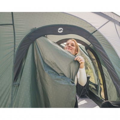 Large, nice tent with good light transmission where you want it