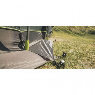 Strong poles and tent rope attachments create a tent that can withstand high winds.