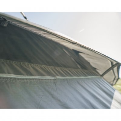 Adjustable ventilation that allows for well-dimensioned ventilation for the tent