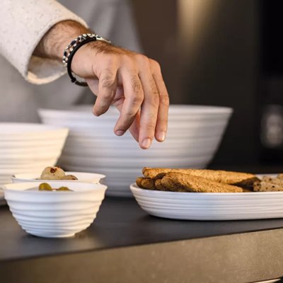 Tray for the salad, bread, fruit or snack.
