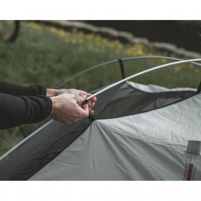 Aluminum bars keep weight down without compromising stability
