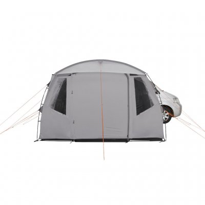 Large door and multiple storm ropes ensure the tent is stable regardless of whether it is connected to the car.