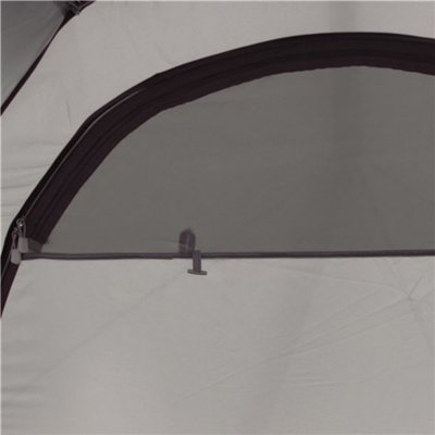 Cabin room with large ventilation openings.