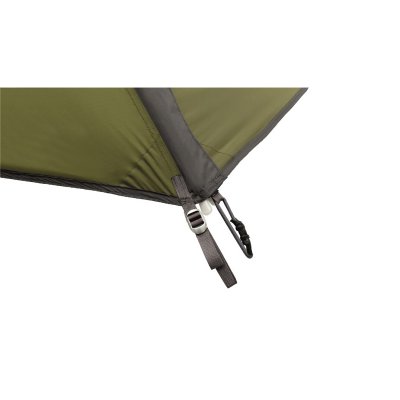 Metal buckles and reinforced straps provide good durability in the Robens Voyager Versa 3 tent.