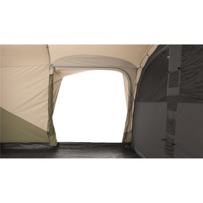 Entrance side with sleeping cabin dismantled.