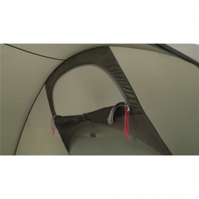 The mosquito net can be rolled up