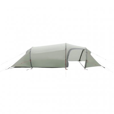 Two-way zipper in the door and adjustable Low Vent for ventilation