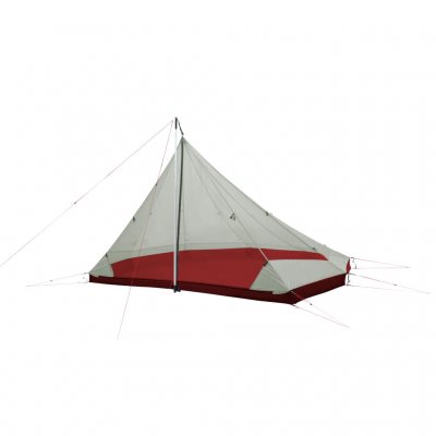 The mesh inner tent provides good ventilation, and the offset center pole creates more space inside the tent.