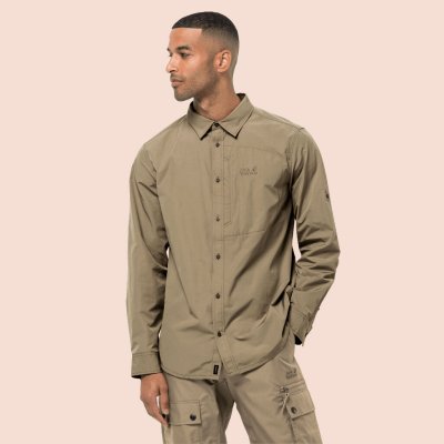 Lakeside shirt in pleasant material.