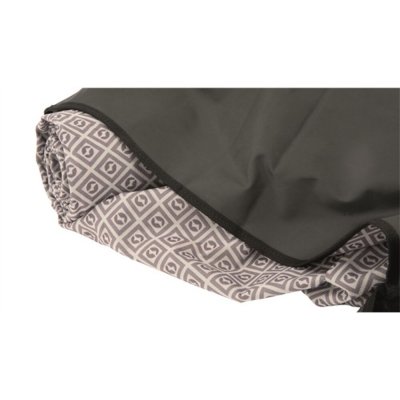 Carpet for Outwell Parksville 260 car tent is durable and easy to clean.