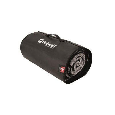 This customized tent carpet to the family tent Outwell Rockland 5P is very pack friendly.