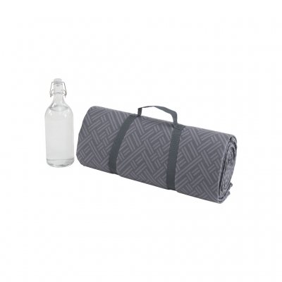The small pack size makes the carpet easy to pack in the car for your camping holiday.