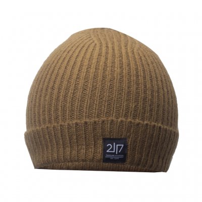 Knitted hat in one size from 2117 of Sweden.