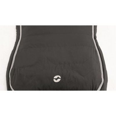 Narrower at the waist means that you retain heat but get full mobility.