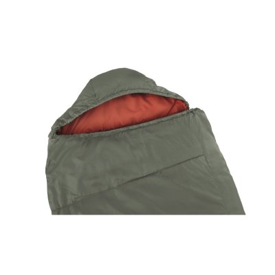 Tighten the hood on the Easy Camp Nebula L to protect against heat leakage.