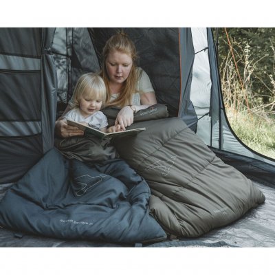 Affordable and comfortable children's sleeping bag that can handle most of the camping season