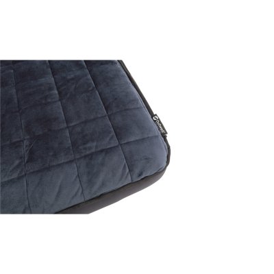Soft insulating top.