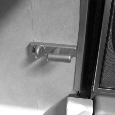 The inside of the lock mounted.