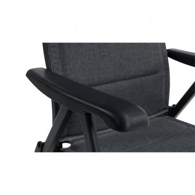 Wider arm rest for better comfort