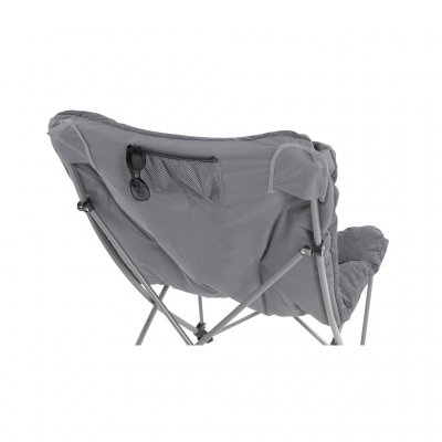 Practical mesh pocket on the back of the chair