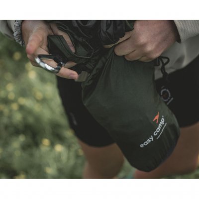 Carry bag for packing down the hammock included.