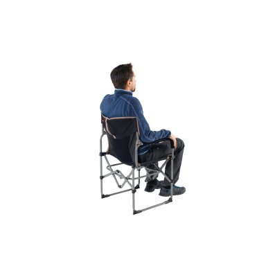 Sit well with backrest and armrests.