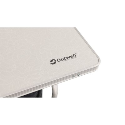 Laminated countertop on the kitchen table from Outwell