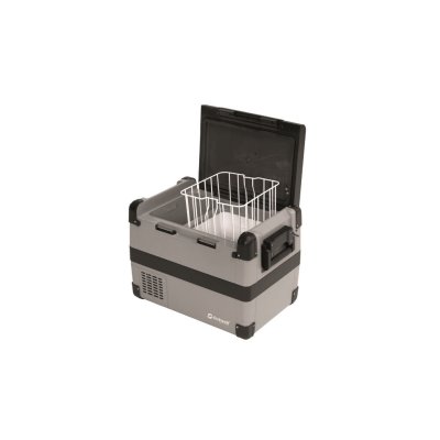Basket in the fridge makes the food easy to handle
