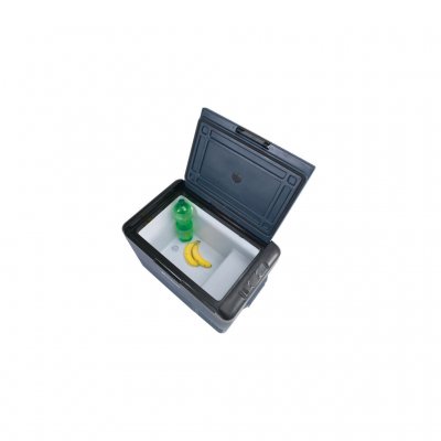 Large lid makes the food in the fridge easy to access
