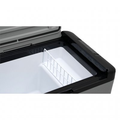 Extra compartment to organize contents - perfect for those who want order in the fridge.