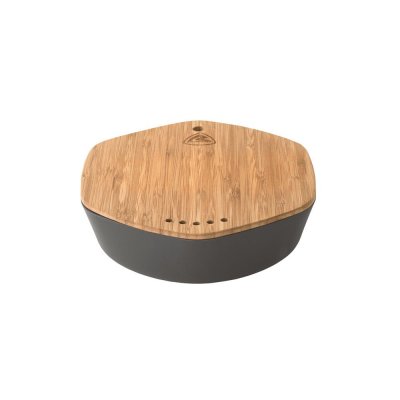 Multifunctional lid that also works as a cutting board and colander