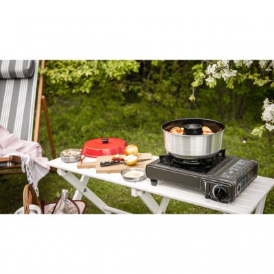 Get a larger shape for your Omnia leisure oven. Perfect for the large family.