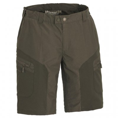 Functional and comfortable shorts from Pinewood in 4-way stretch for all kinds of adventures.