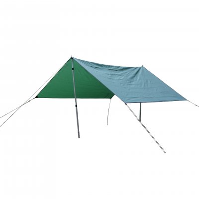 Light and durable tarp of 3 x 3 m in rip-stop fabric and water column of 3000 mm.