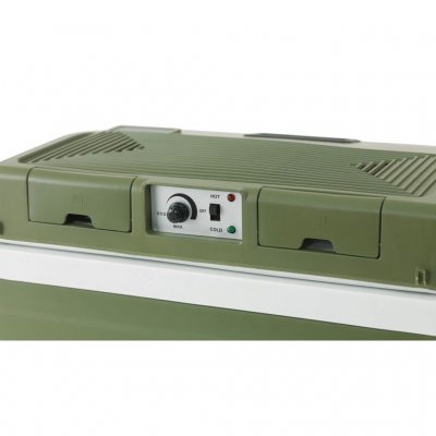 The cooler can cool the contents to up to 18°C below the ambient temperature or heat it to approx. 50°C.