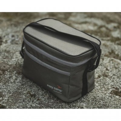 Small and lightweight cool bag.