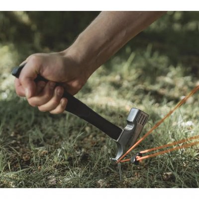 Easy to remove tent pegs.