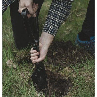 The spade is perfect for hiking and camping.