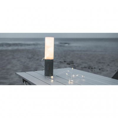 Built-in 9 m string light that creates a cosy atmosphere.