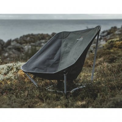 The Easy Camp Willow Base chair is easy to fold out and pack away, and takes up minimal space when folded.
