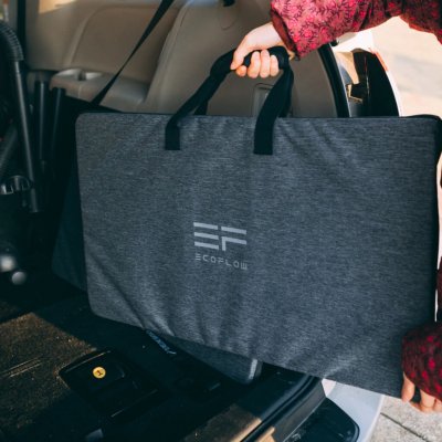 The solar panel folds easily together and can be carried as a bag whose heavy fabric also protects it during transport.