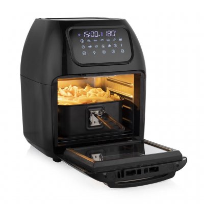 Replace some kitchen equipment and take cooking to new levels with the Tristar Airfryer